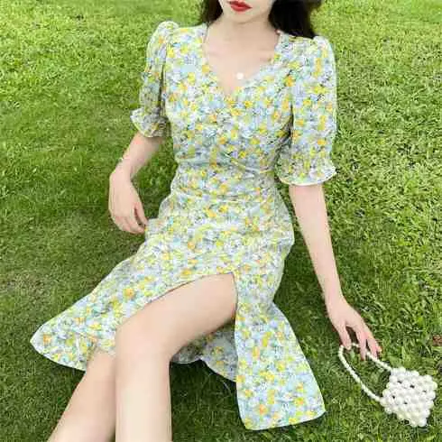 12. Floral dress (rumput hijau)