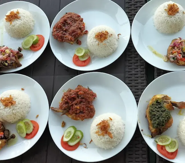 Nasi Ayam