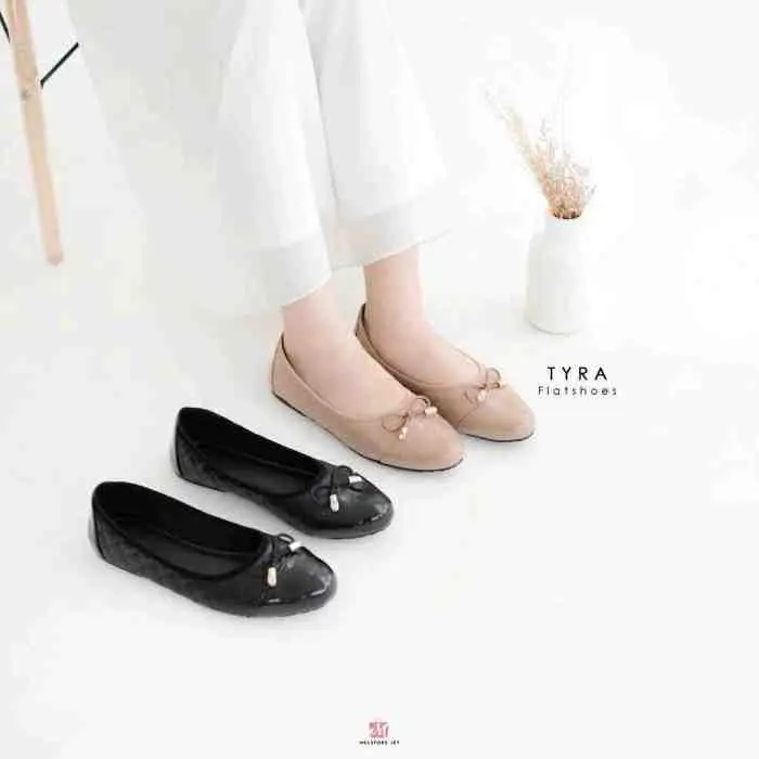 13. Damelia Tyra Flatshoes Wanita