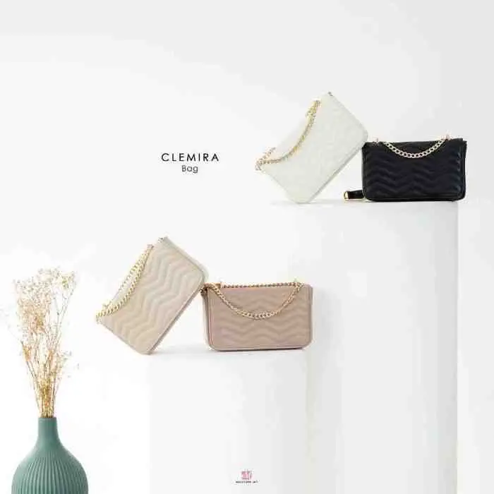 14. Damelia Clemira Bag Wanita