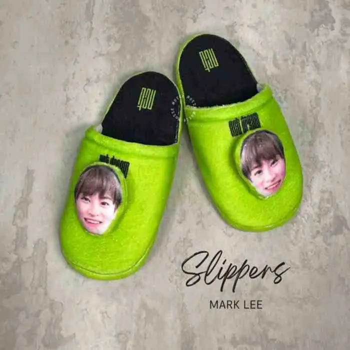 17. Sandal Rumah Idol Kpop