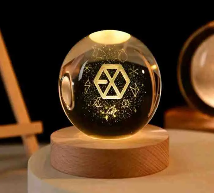 21. Lampu Hias EXO