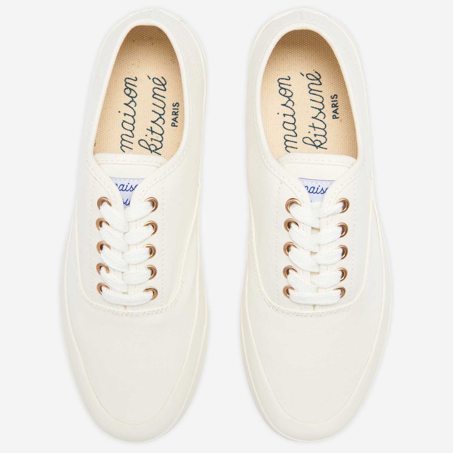 Canvas Laced Sneaker 