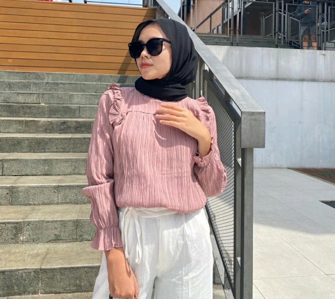 35. blouse crinckle