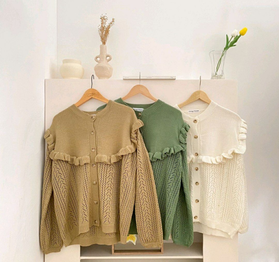 36. jisoo knit cardy