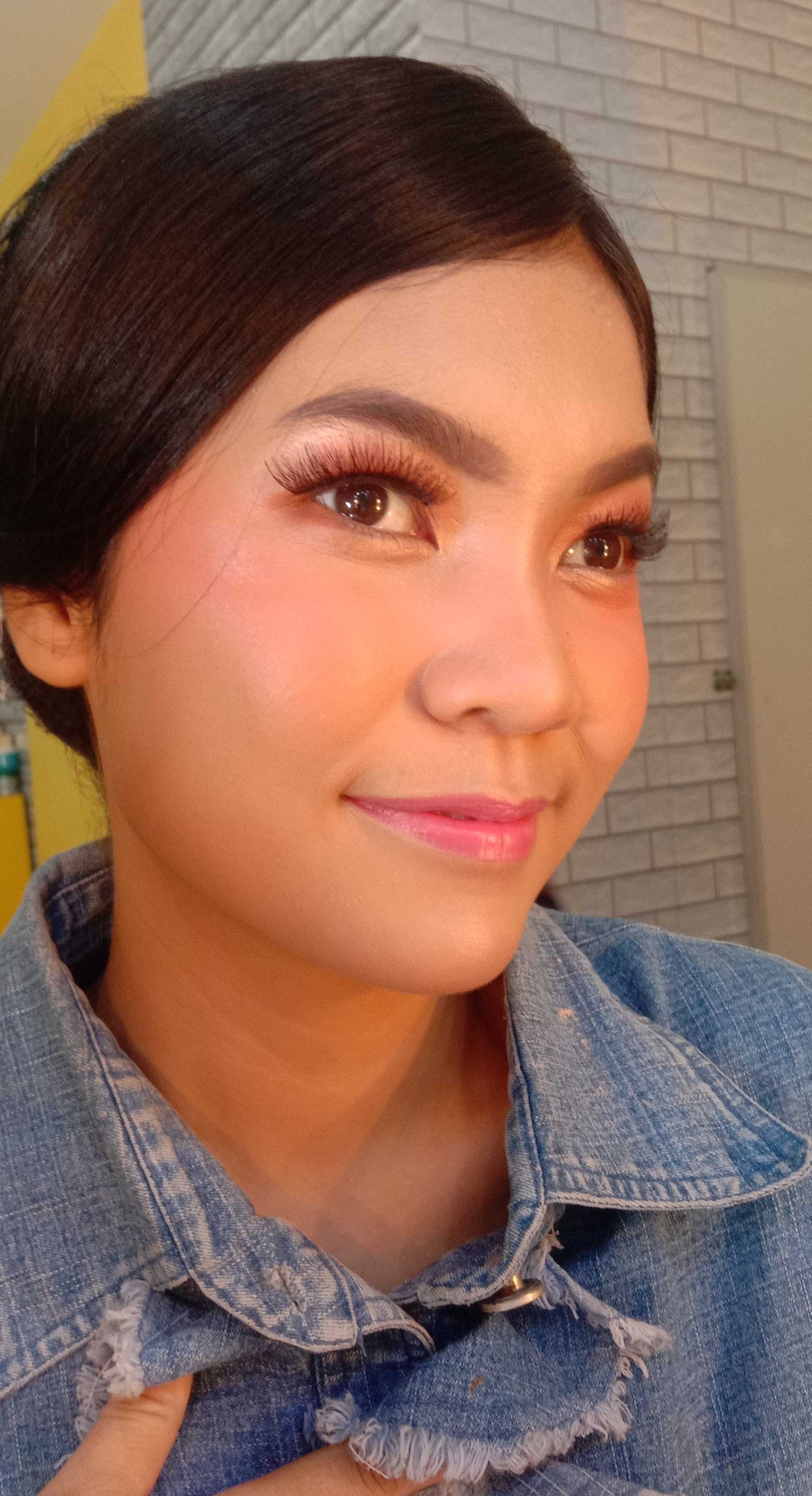 Graduation Makeup & Hairdo