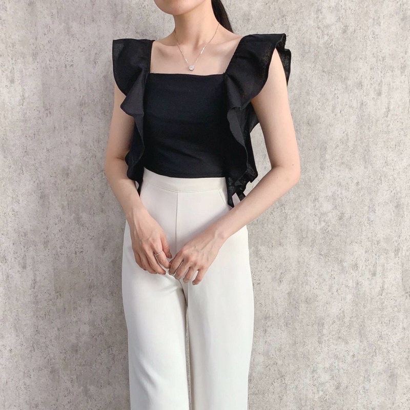 407. Ruffle Top