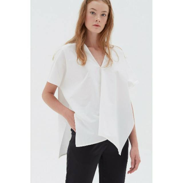 142. Velvet White