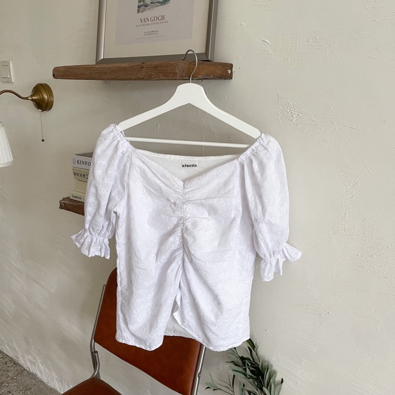 499. Jinri Top