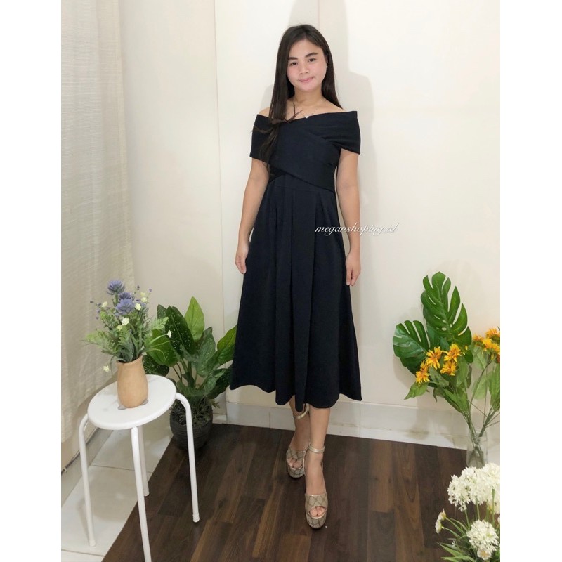 517. Sabrina Dress