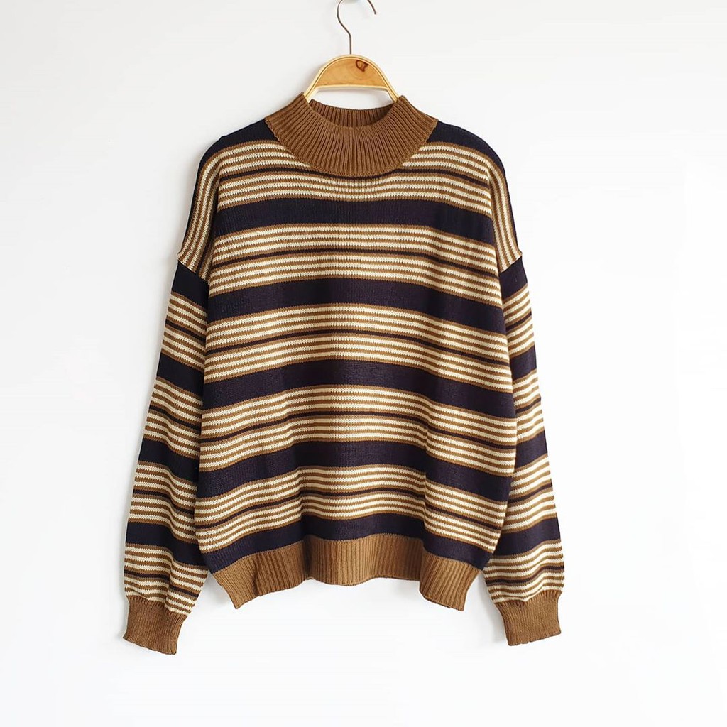 527. Yara Sweater
