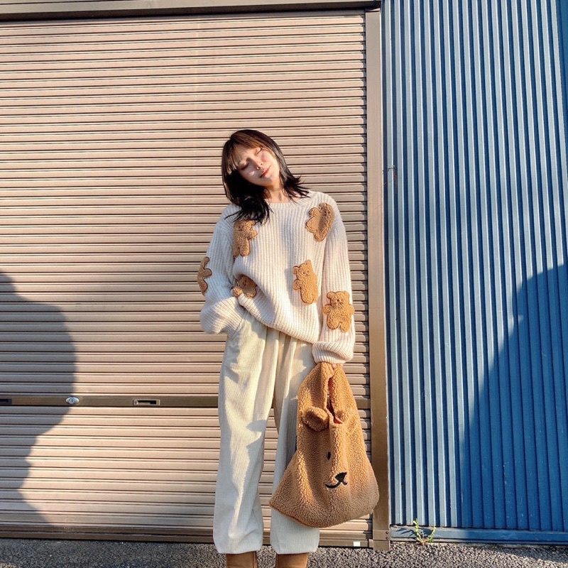 559. Bear Brown
