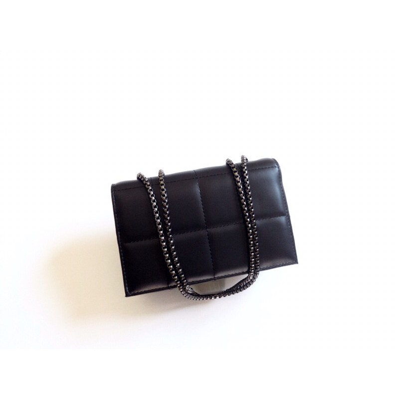 31. Revo  Bag