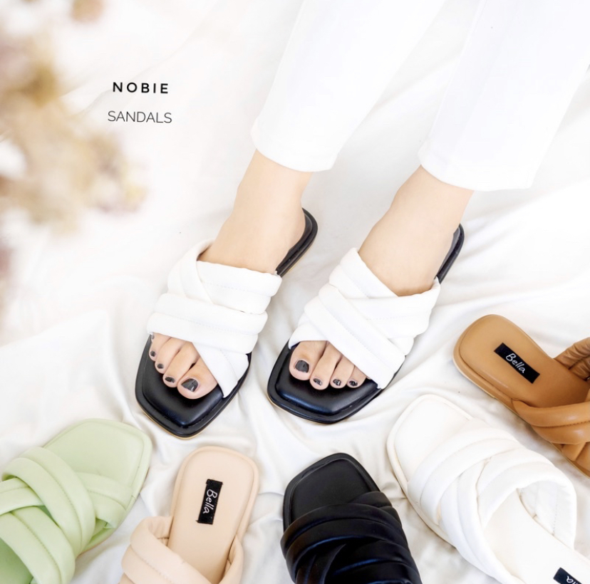 90. NOBIE SANDAL