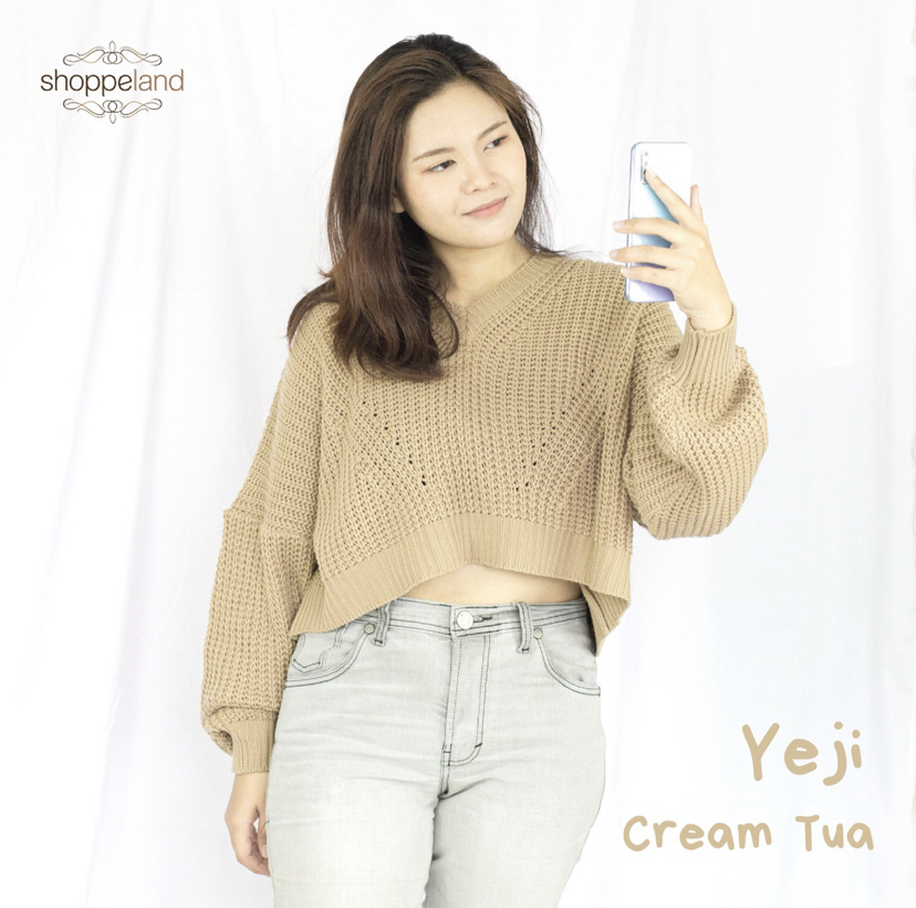 136. SWEATER CROP OVERSIZE