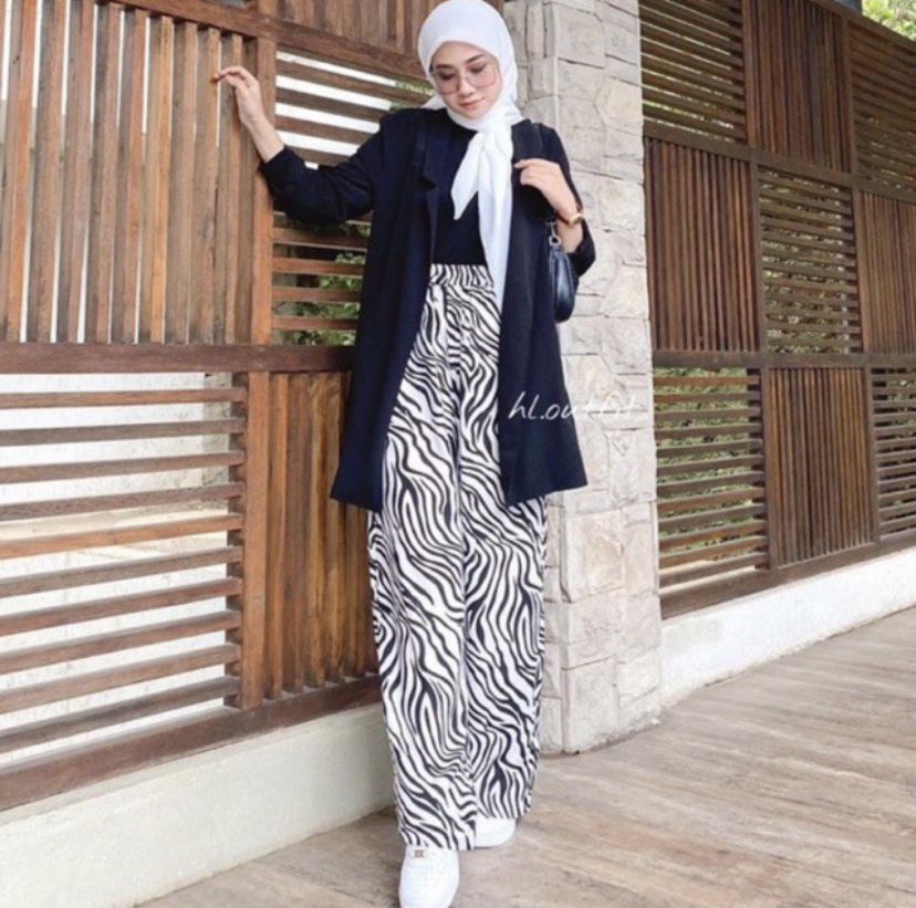 141. ZEBRA KULOT