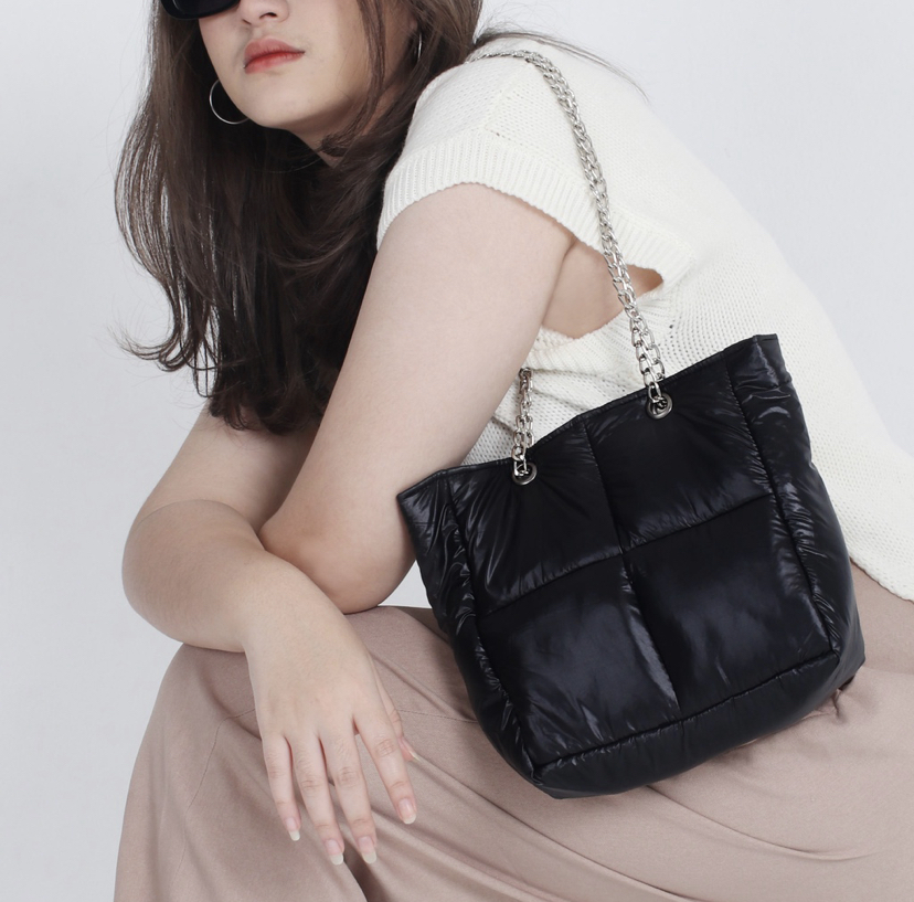 188. TAS SELEMPANG ELORA