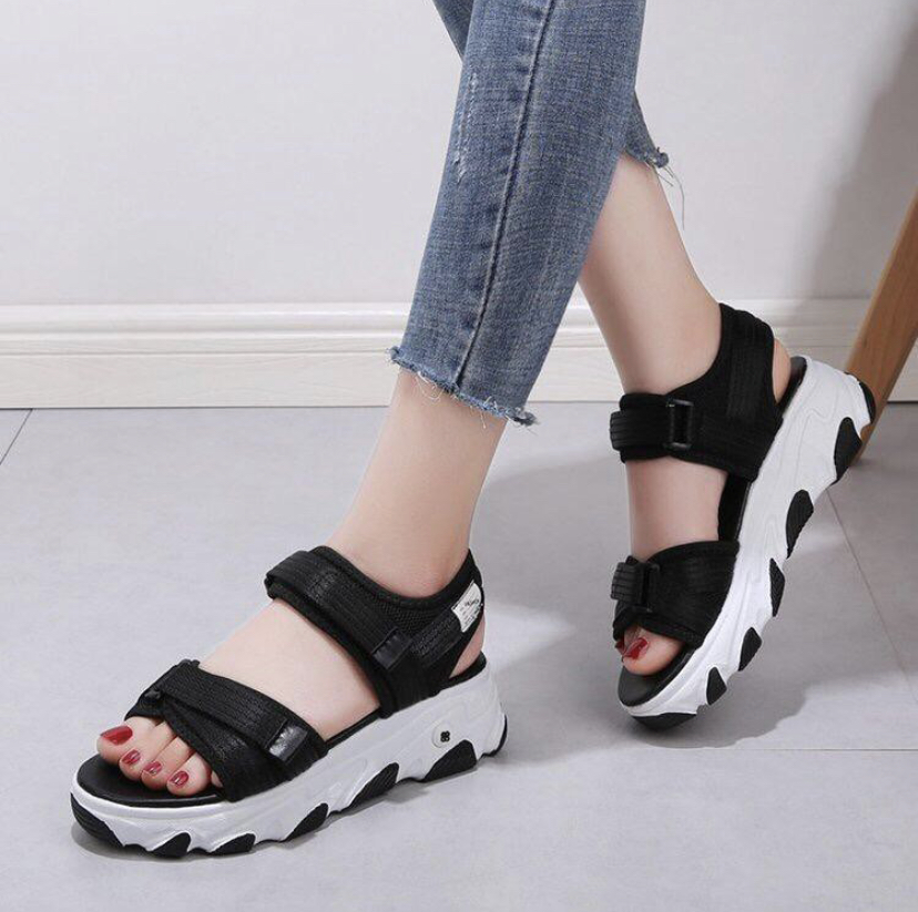 210. WEDGES SANDAL KOREA