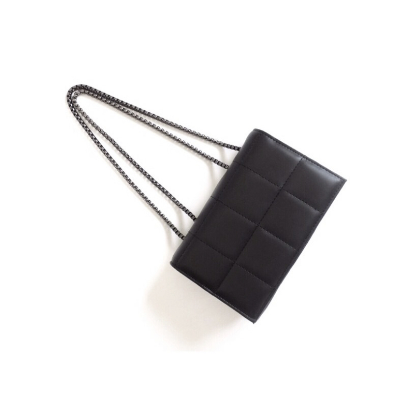 233. REVO BAG