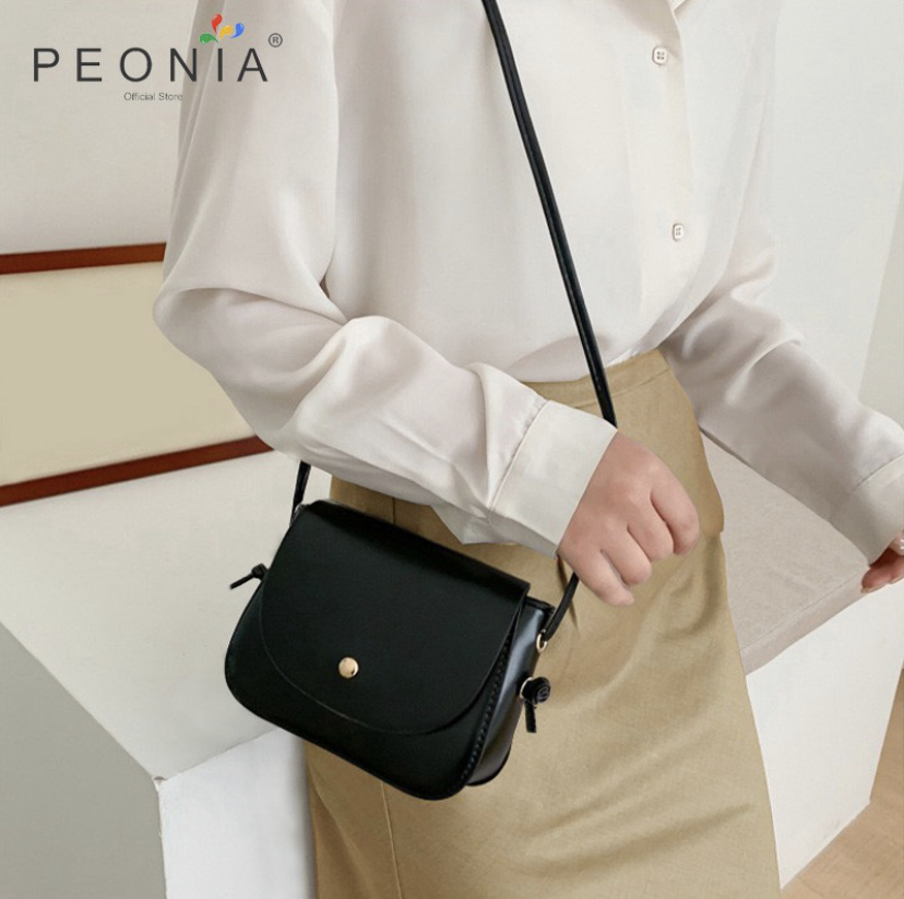 273. EVELYN BAG