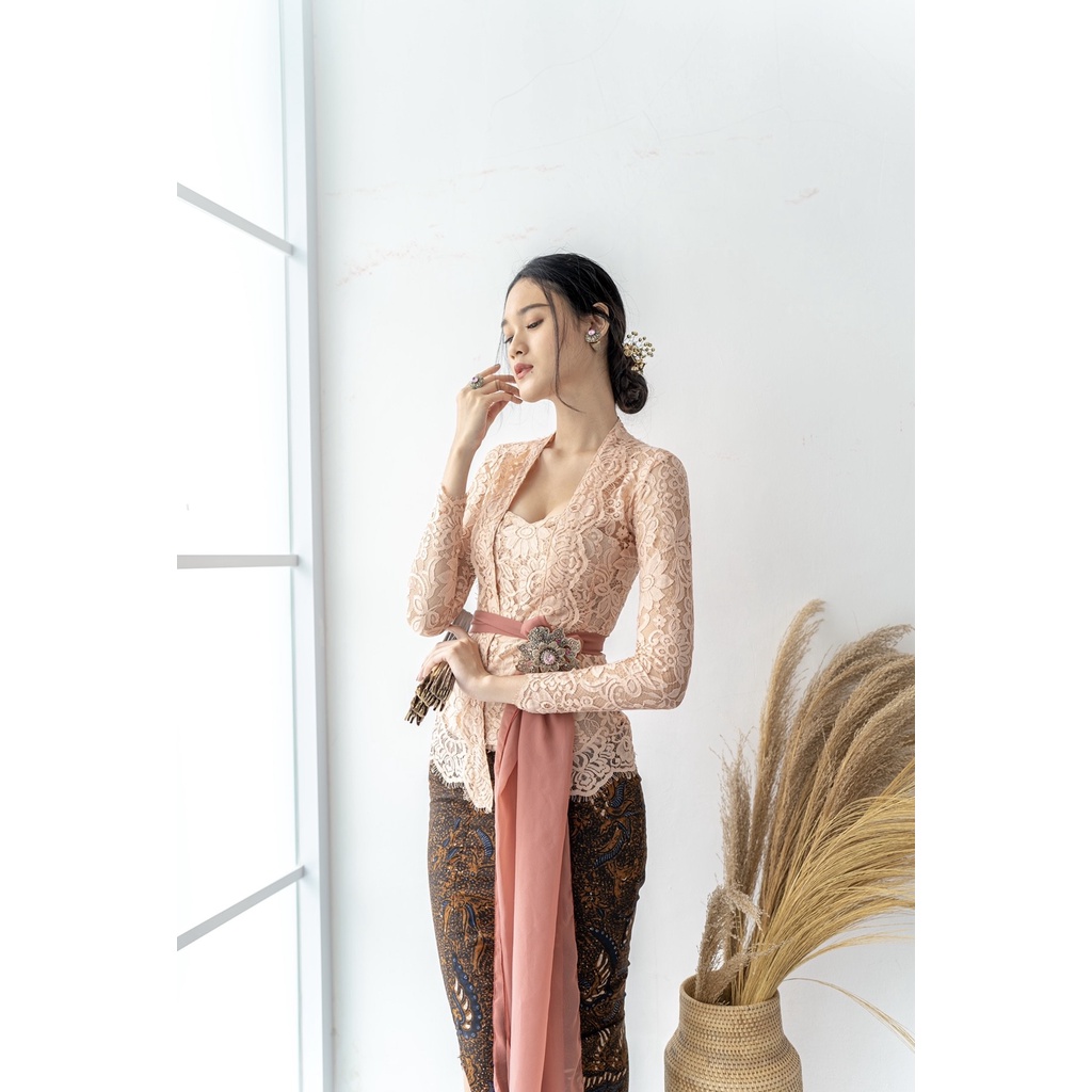 Kebaya set bianca versi 2 modern