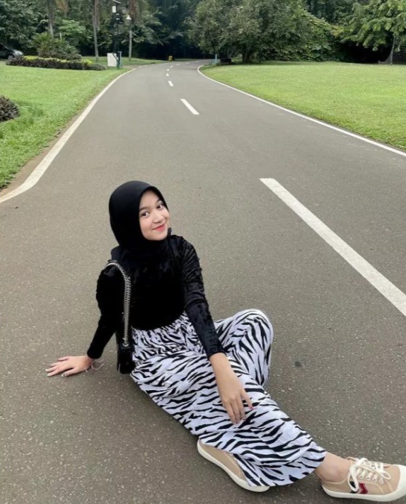 12. Celana Kulot Zebra