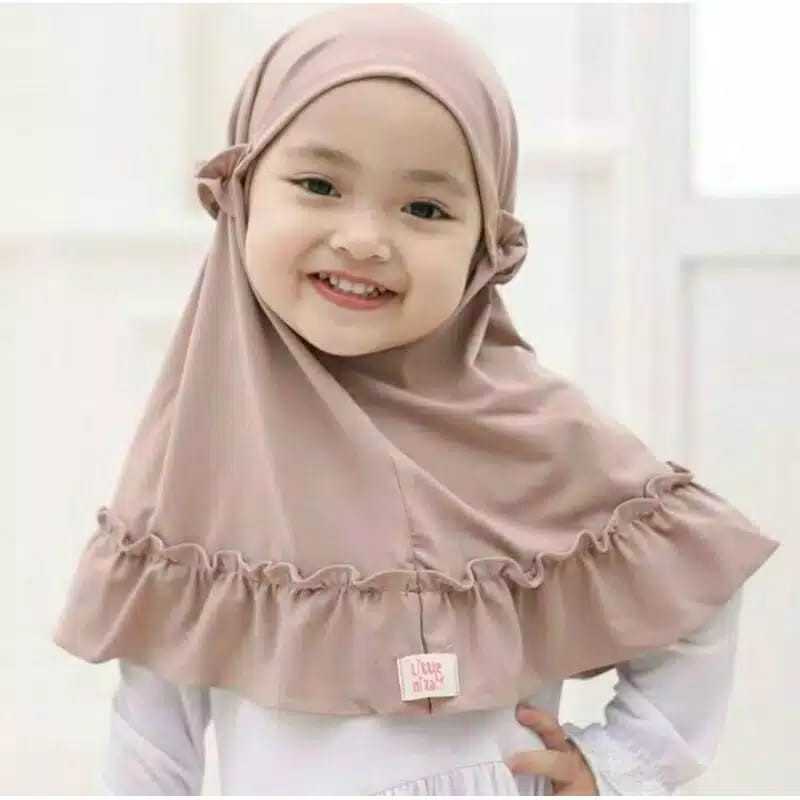 11. Hijab/Jilbab Anak