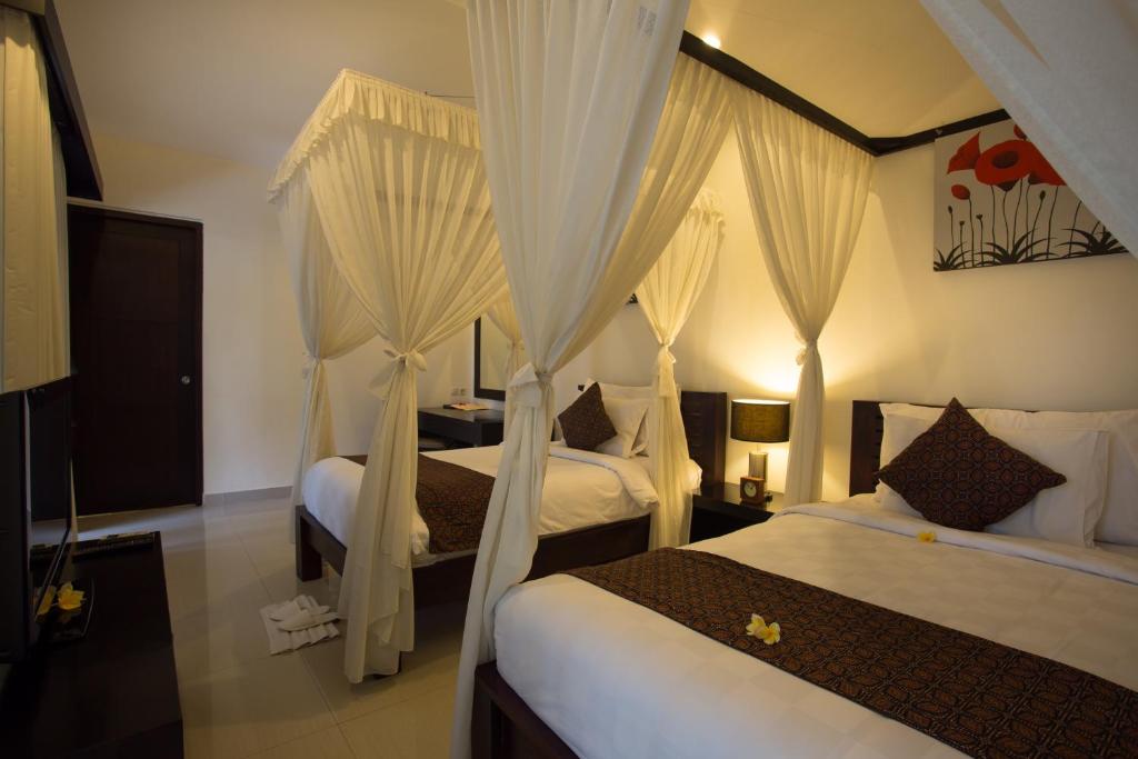 4 Bedroom Villa