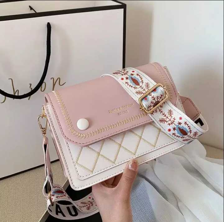 Tas selempang wanita import 