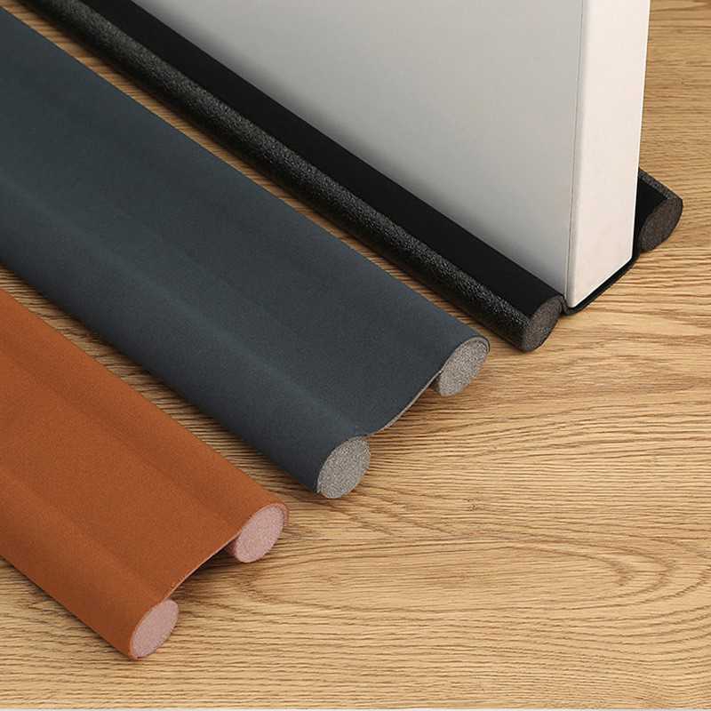 54. Penutup Bawah Pintu