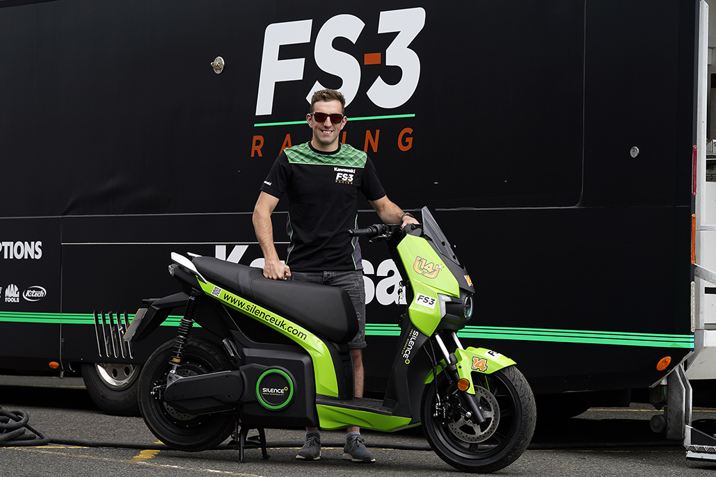 Electric Paddock Power: Silence Uk Partners With Bsb’s Lee Jackson