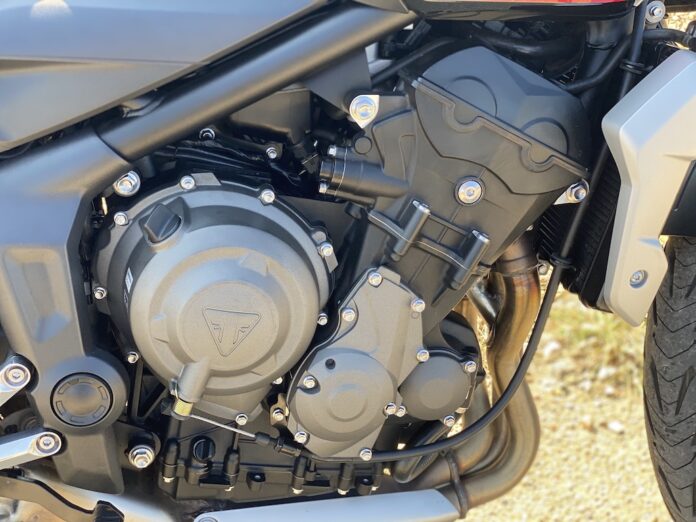 Triumph Trident 660 Review