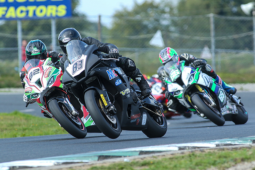 Dunlop Masters Superbike battle intensifies at Mondello Park