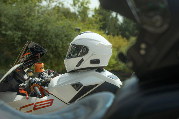 New Bluetooth Flip-front Helmet From Sena