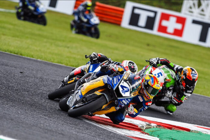 Odendaal triumphs in Red-Flagged WorldSSP Race 1 at Most