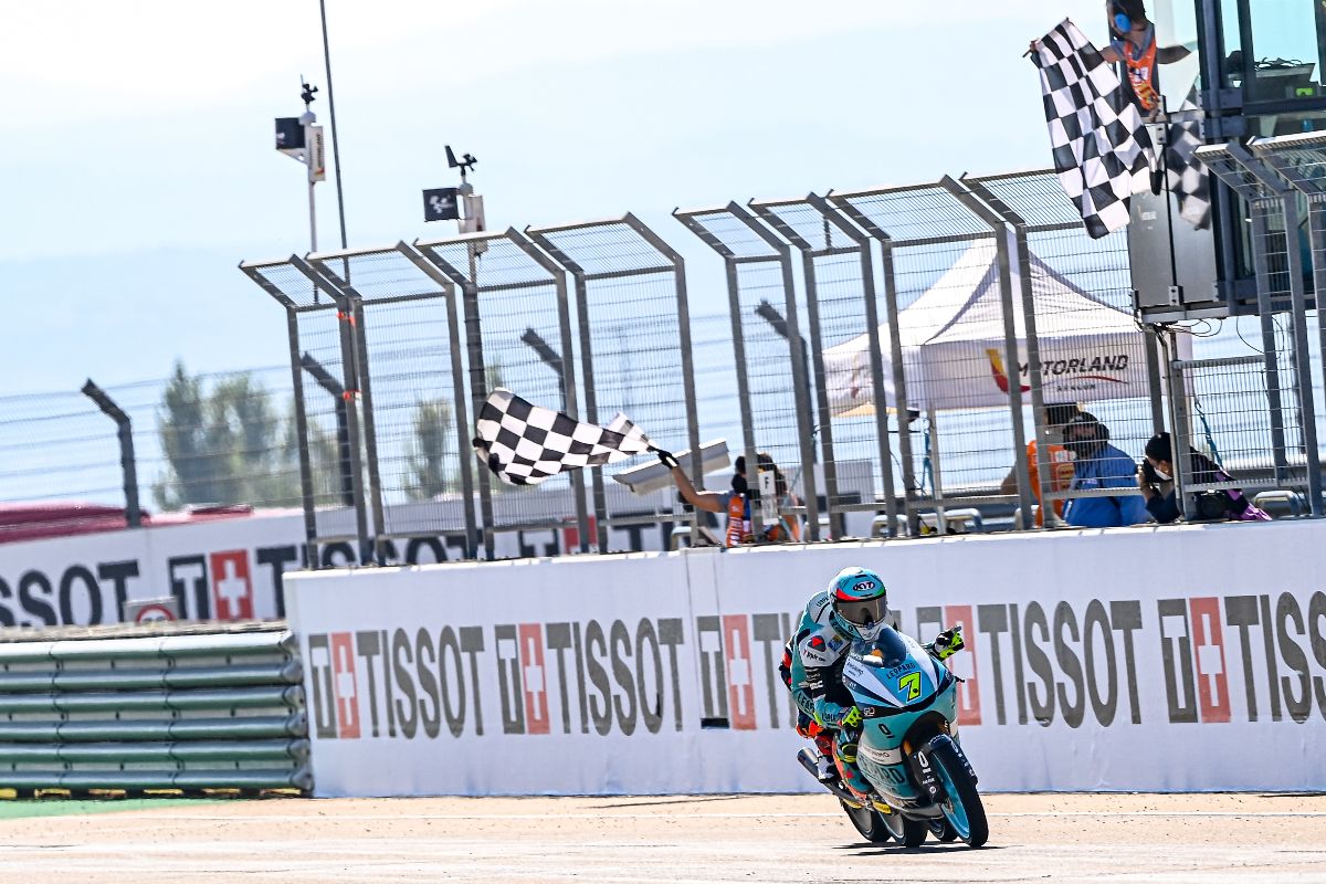 Foggia gains big as Aragon brings the drama