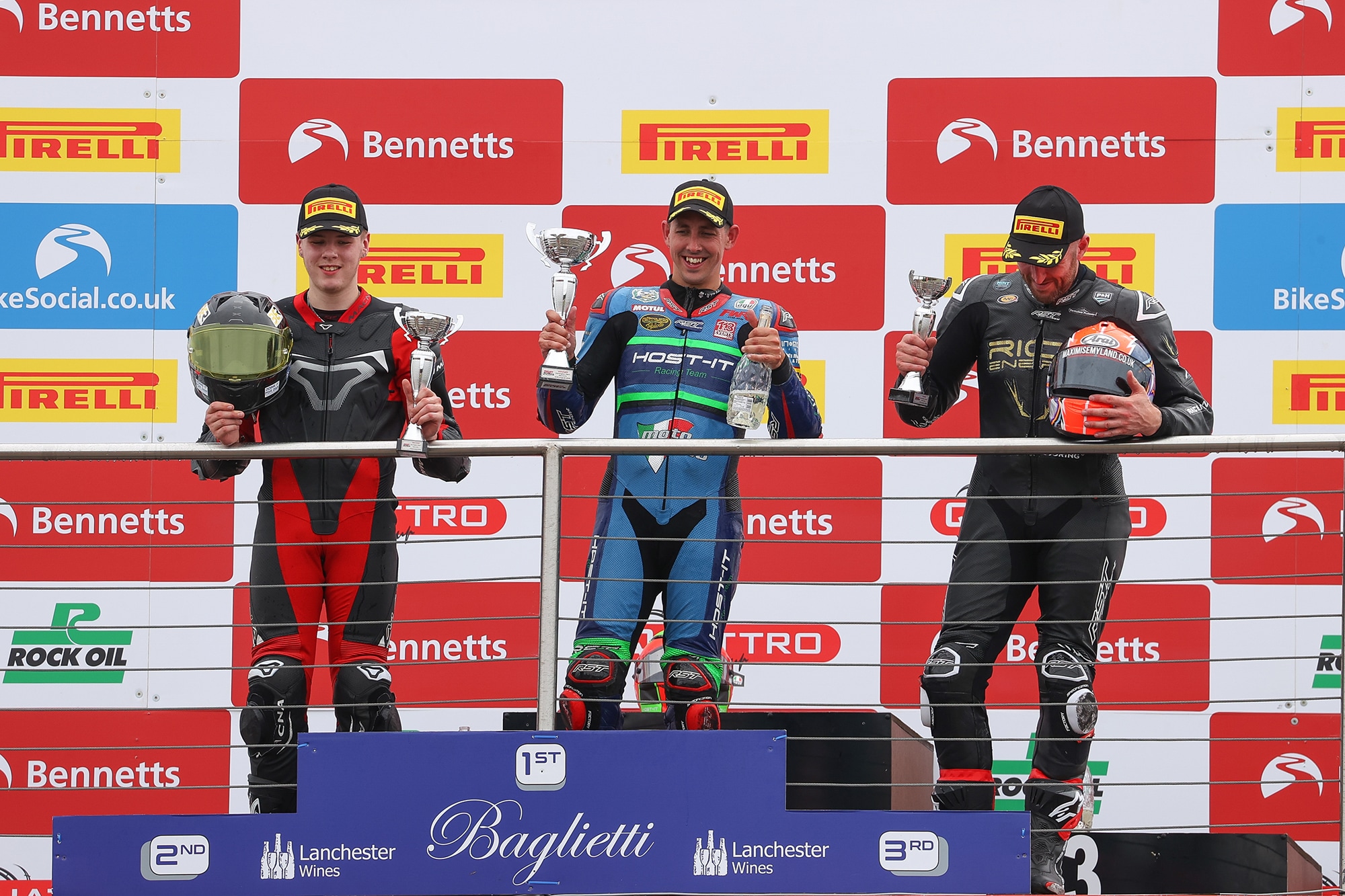 Maiden Ducati Cup win for CymCirrus Motorsport’s Elliot Pinson