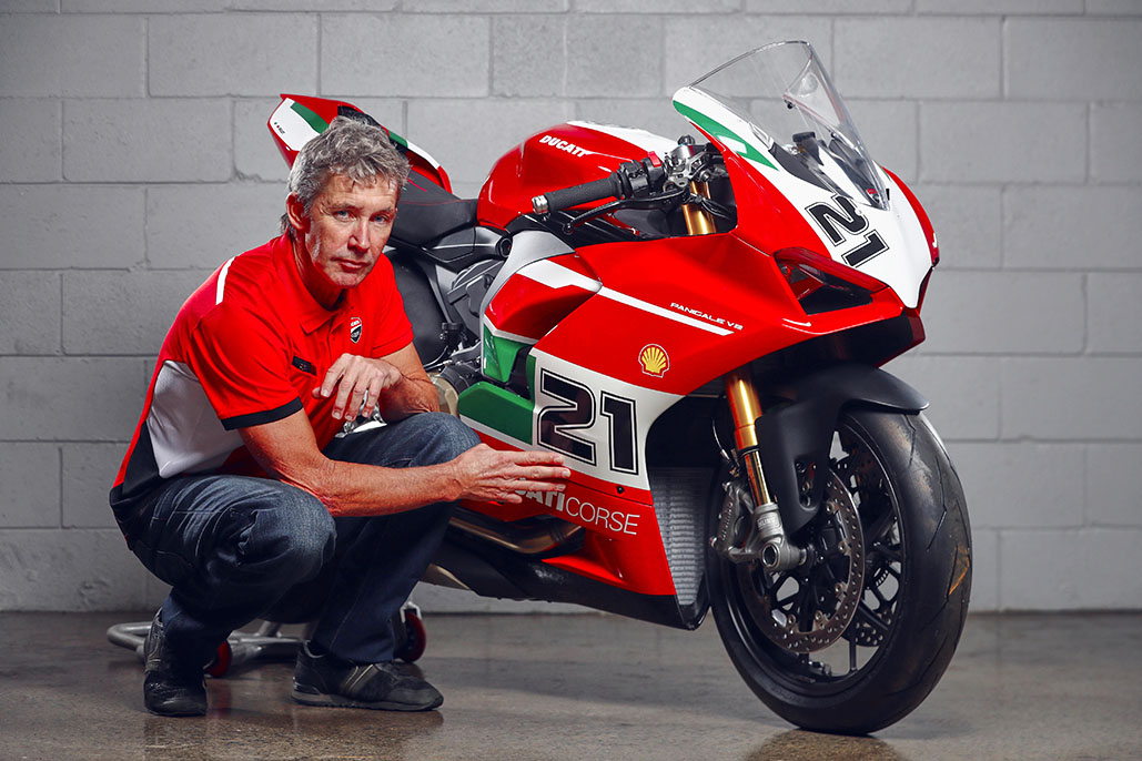 Production of the Panigale V2 Bayliss 1st Championship 20th Anniversary has started