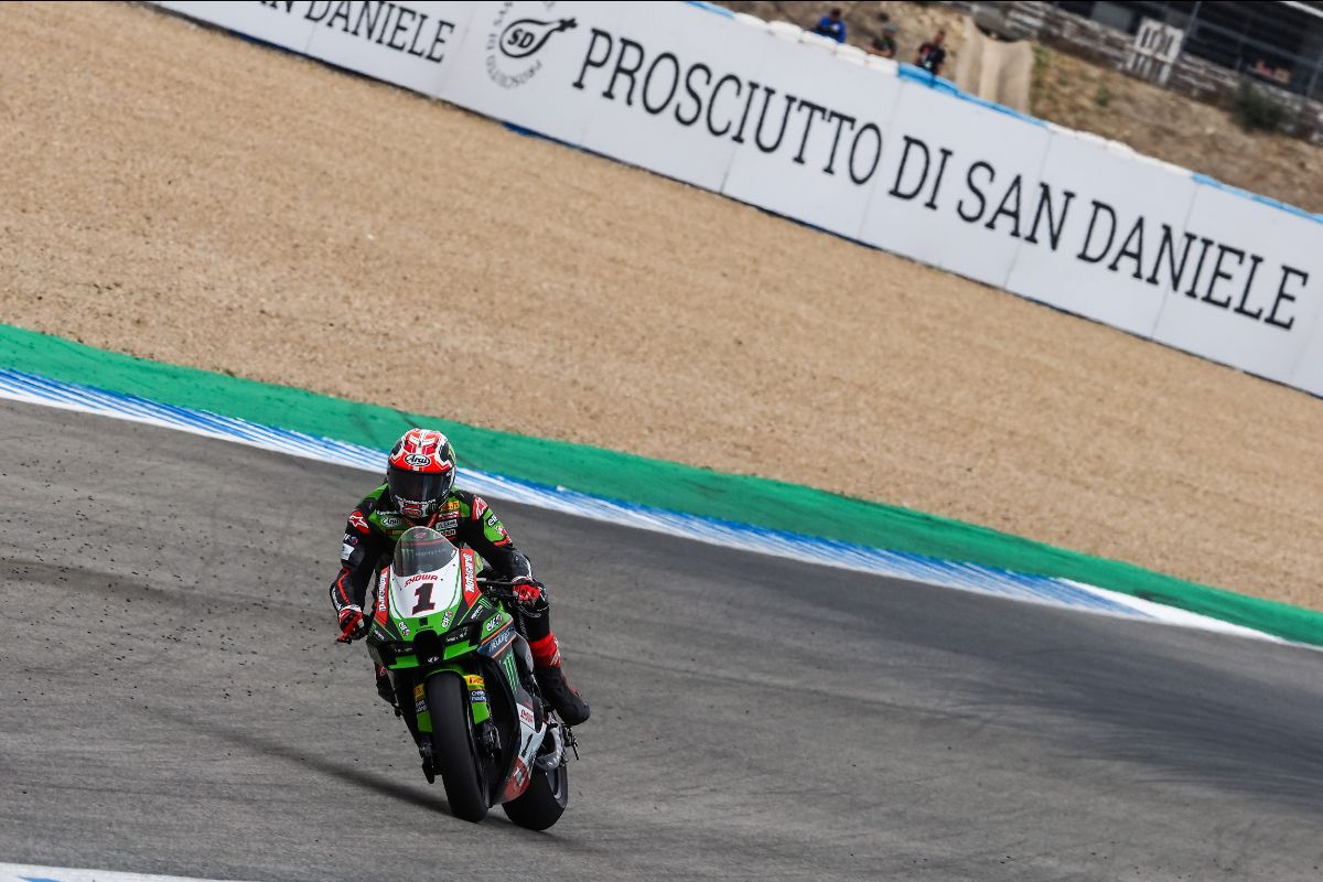 Rea on fire as Jerez day one concludes in WorldSBK