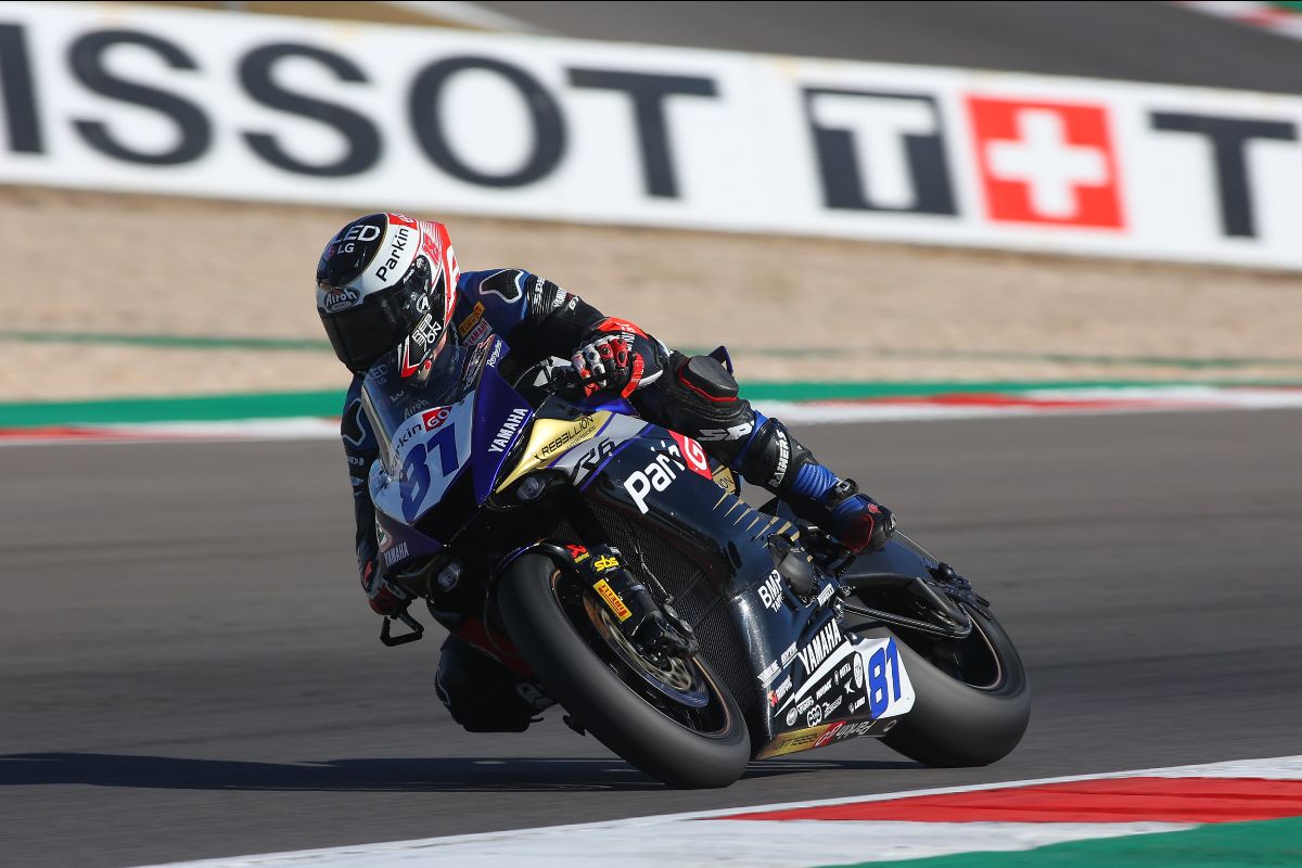 Gonzalez smashes WorldSSP lap record in FP1, Cluzel on top in FP2 at Portimao