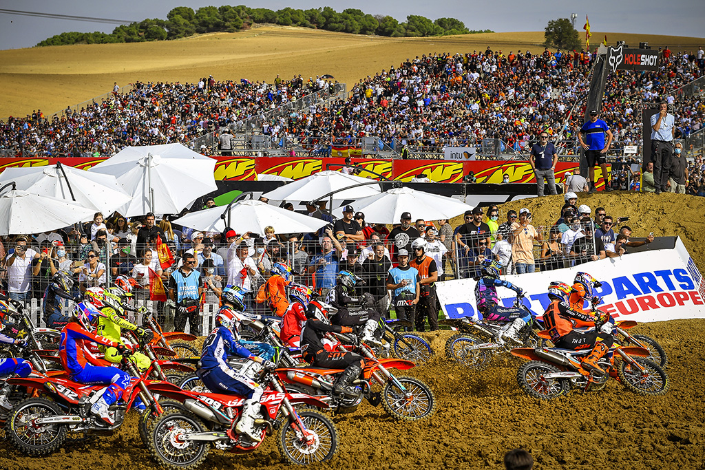 Herlings & Renaux Rule A Fierce Spanish Grand Prix