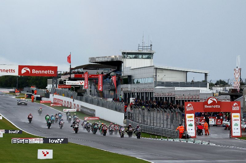 Mackenzie Shares Wins With Rain Master Rea To Take Ten-point Lead To Brands Hatch Decider