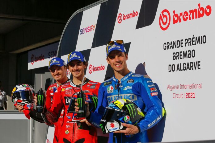 Bagnaia beats Miller to record Portimao pole 02