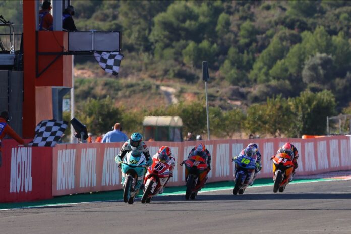 Full ArtiGAS! The rookie joins the winners’ club in Valencia