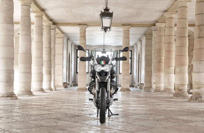 Moto Guzzi V85 Tt Guardia D’onore