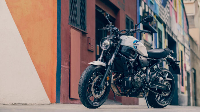 New XSR700 & XSR700 XTribute – The smile inducing outlaw