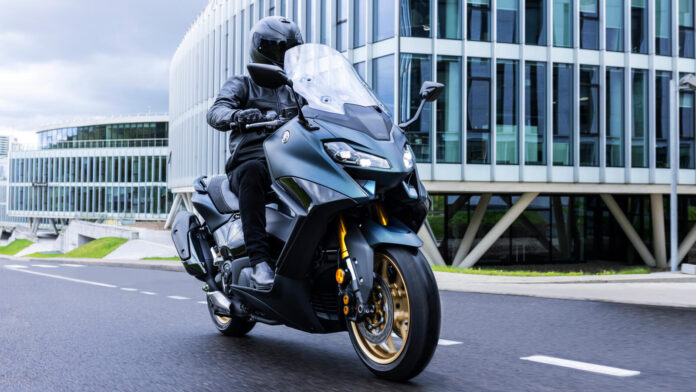 New Yamaha Tmax And Tmax Tech Max Sport Scooters