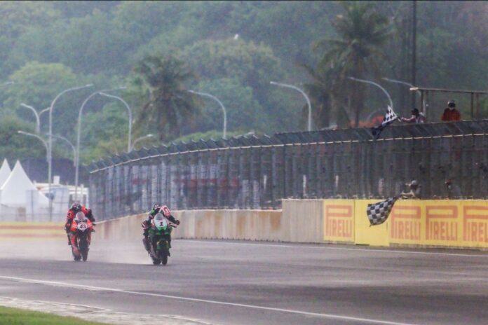 Rea doubles up in Indonesia with wet-weather WorldSBK victory