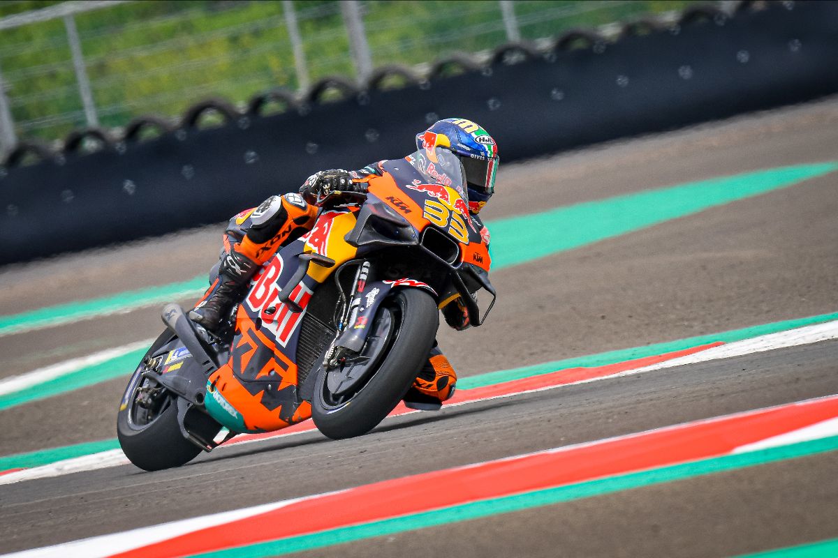 Mandalikatest: Pol Espargaro Fronts Six-way Factory Fight On Day 1