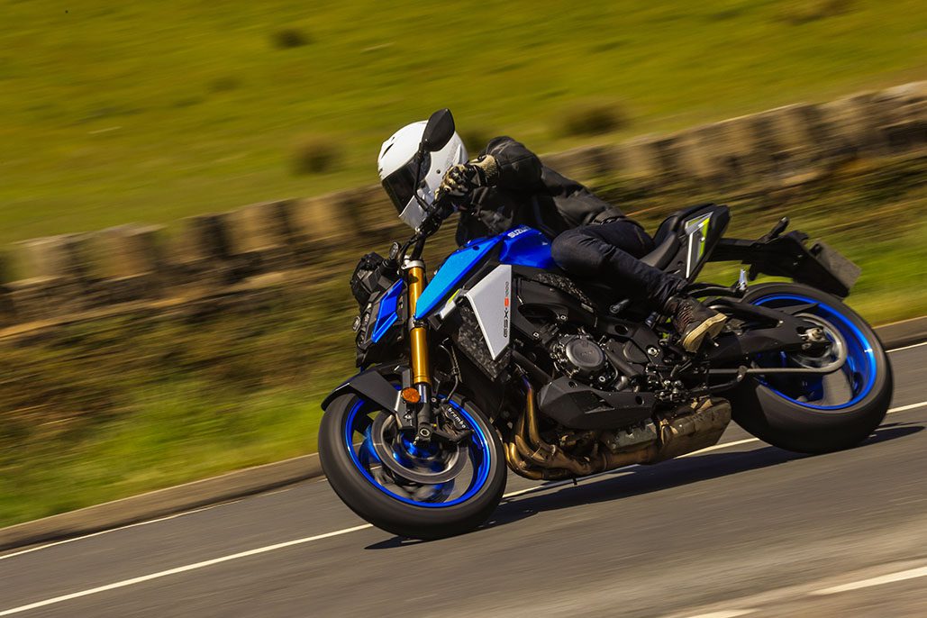 Gsx-r1000r Phantom And Gsx-s1000 Add Spring Sweetener To Suzuki Offer